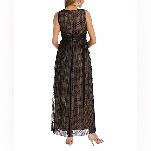 R&M Richards Dress - Picture 6 of 9